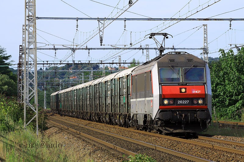 BB 26227(3).JPG